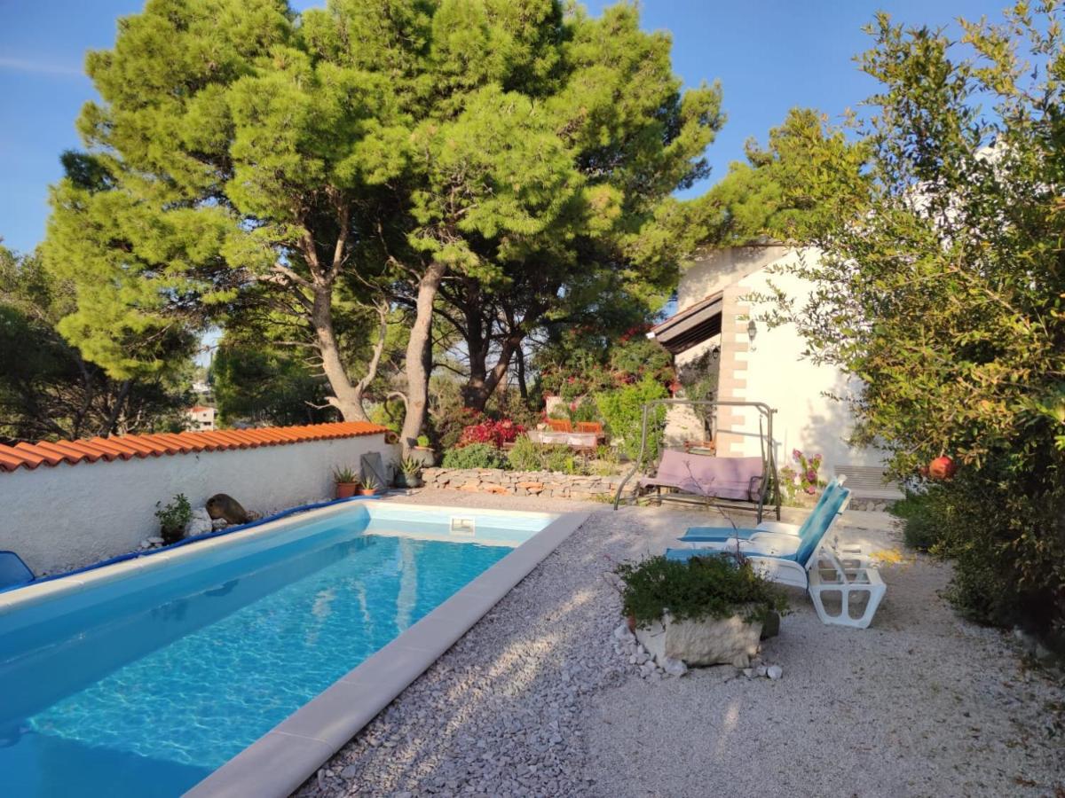 Vacation House Milka Milna  Esterno foto